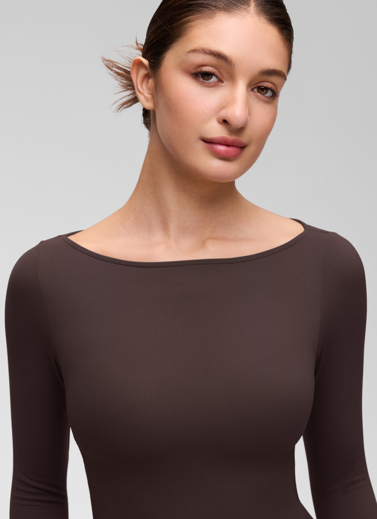 CRZ YOGA Women's Softembrace Casual Boat Neck Waist Length Long Sleeve Hot Fudge Brown @model_info:Inga
