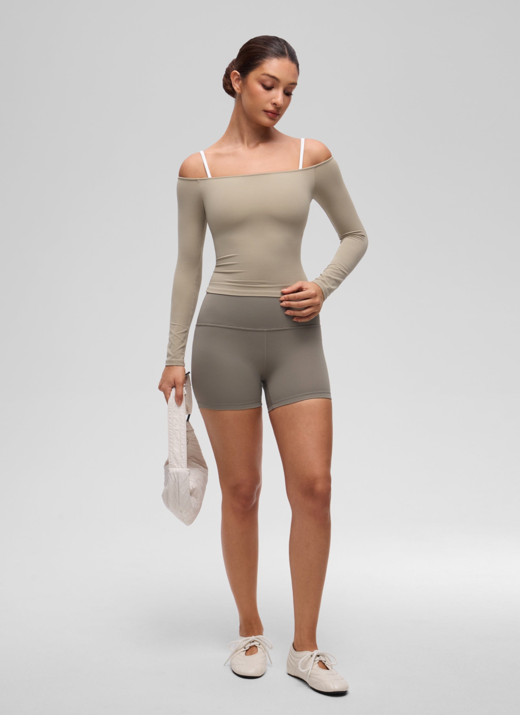 CRZ YOGA Women's Casual Softembrace Off Shoulder Tight Fit Long Sleeve Oak @model_info:I