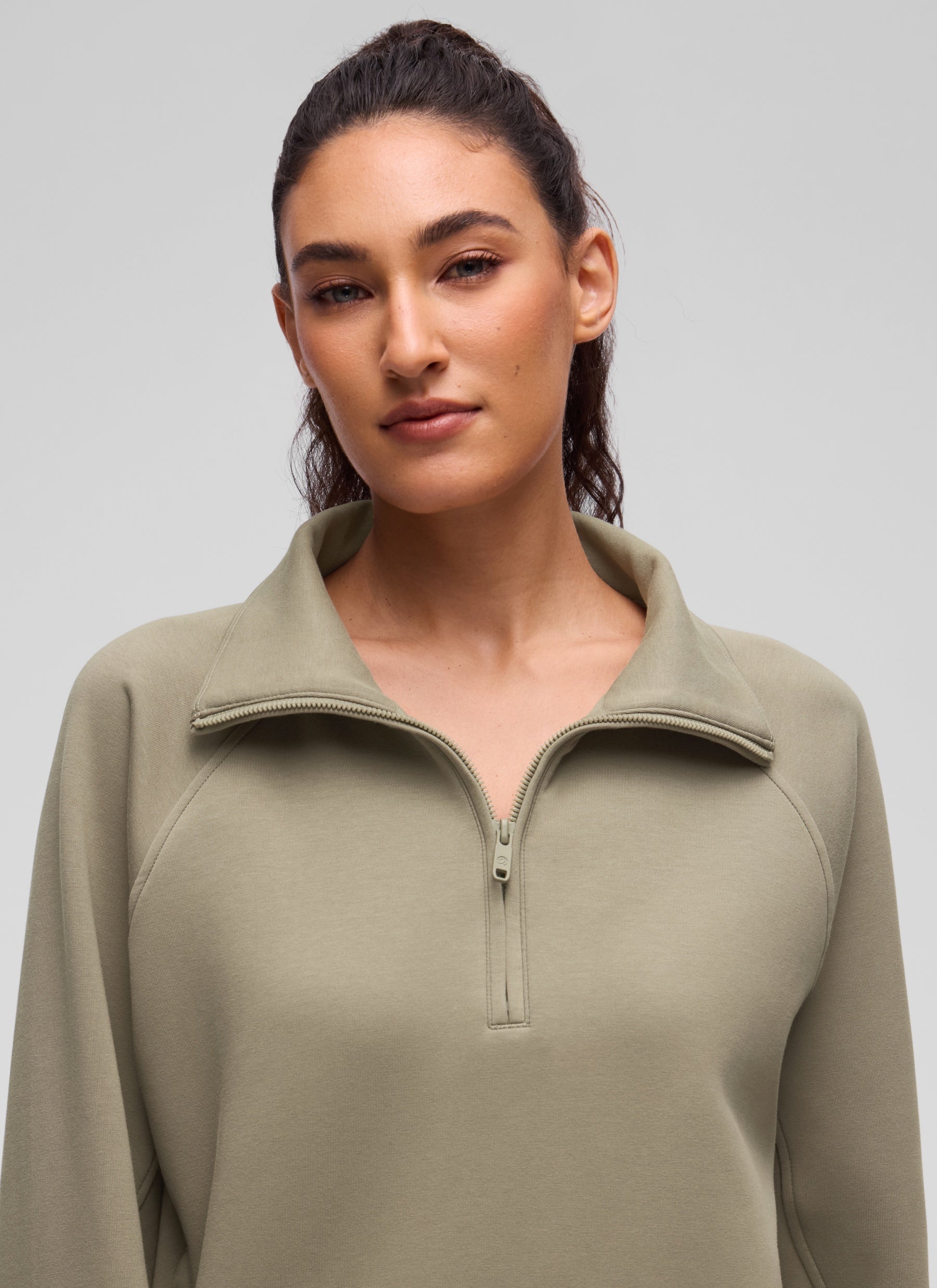 CRZ YOGA Women's HugSpacer Half-Zip Waist Length Pocket Sweatshirt Warm Ash Grey @model_info:V