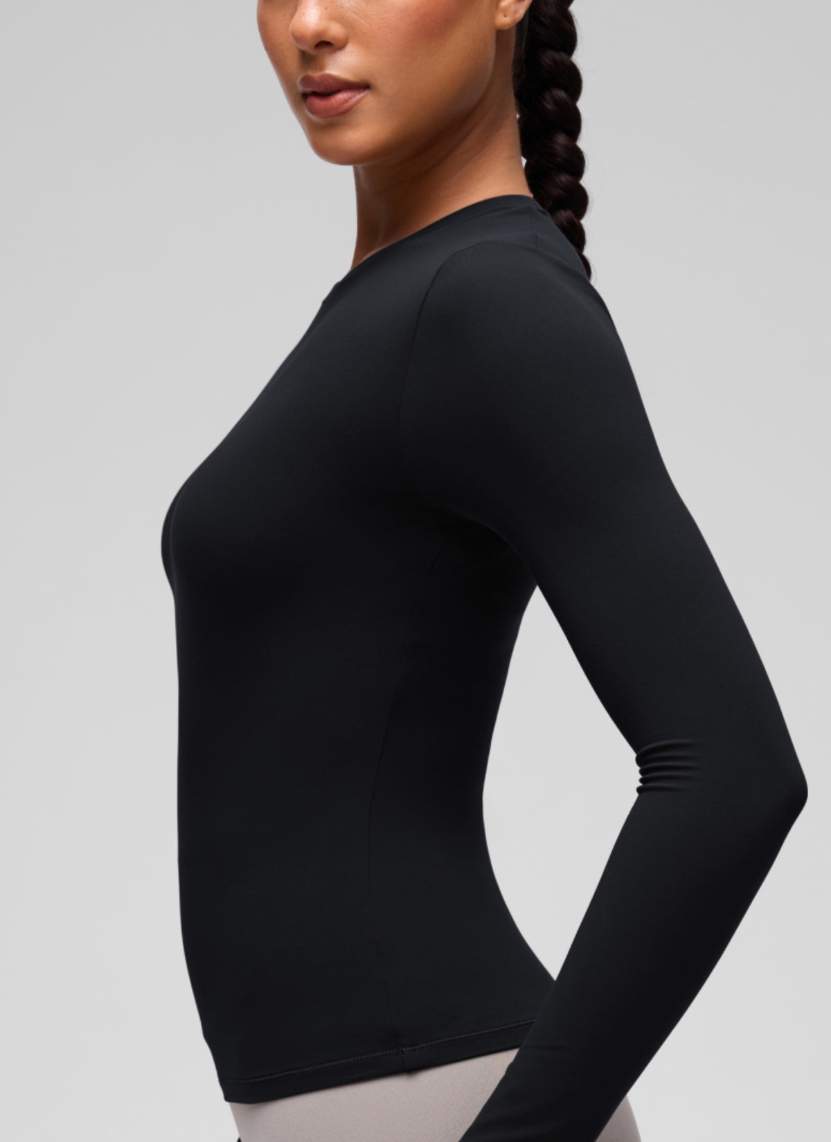 CRZ YOGA Women's Crew Neck Tight Fit Long Sleeve Shirts Casual Tee Black @model_info:C