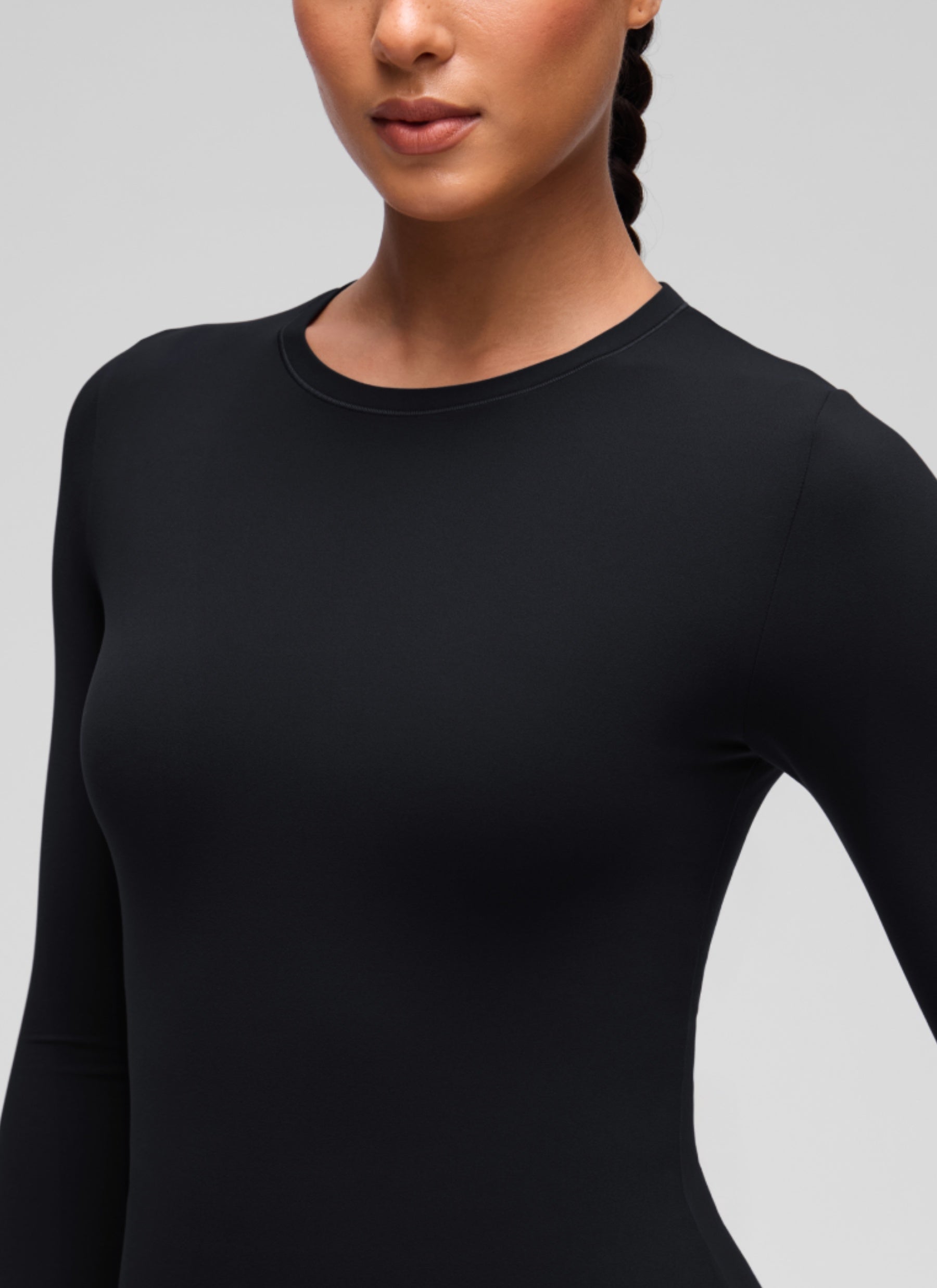 CRZ YOGA Women's Crew Neck Tight Fit Long Sleeve Shirts Casual Tee Black @model_info:C