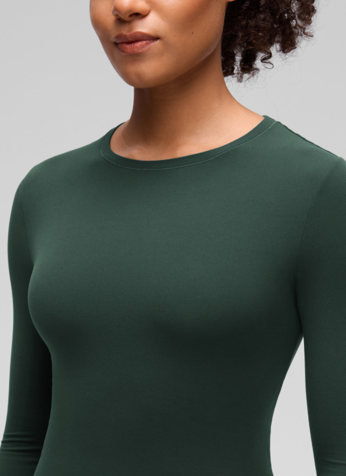 CRZ YOGA Women's Crew Neck Tight Fit Long Sleeve Shirts Casual Tee Legend Green @model_info:F