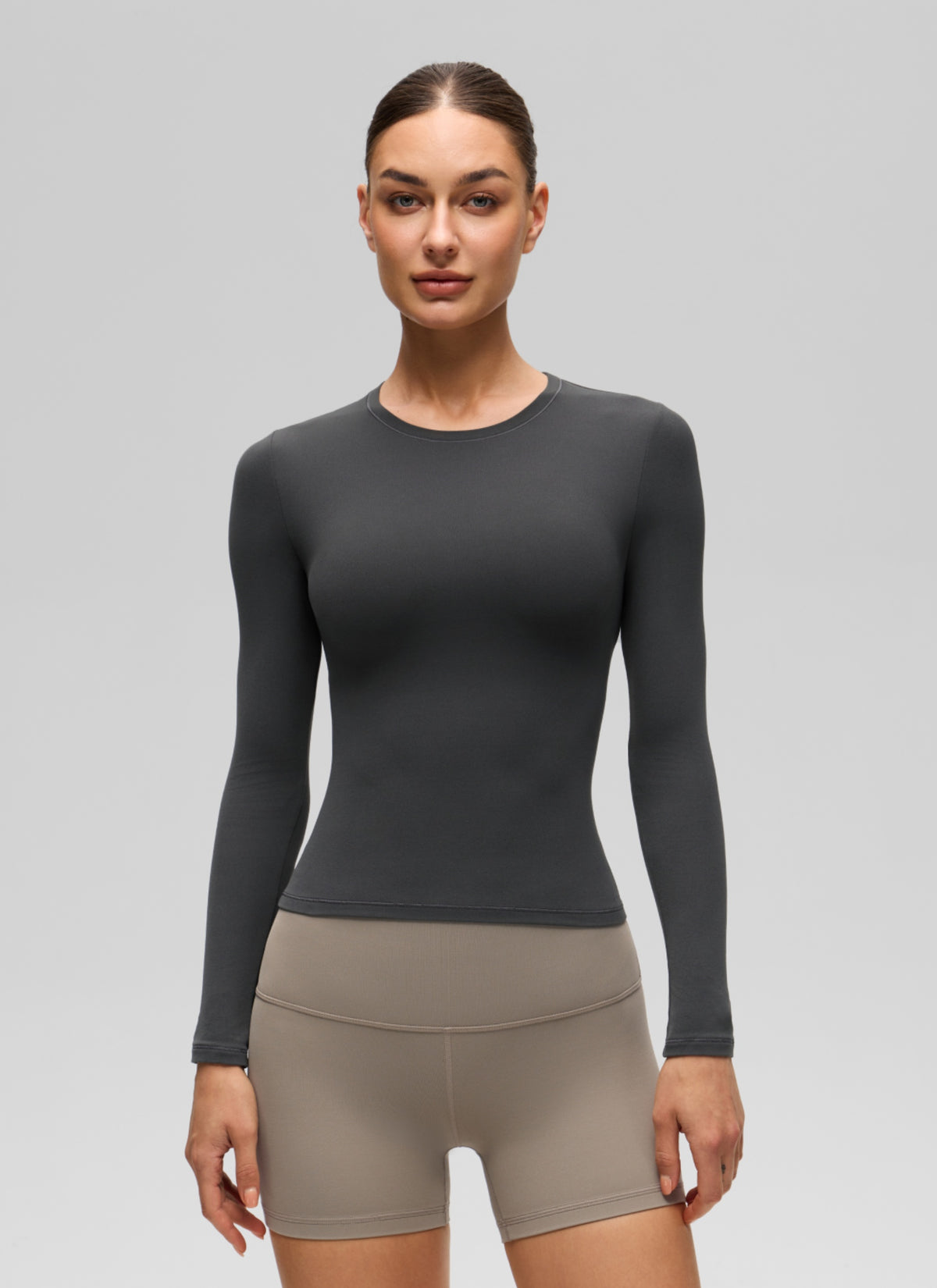CRZ YOGA Women's Crew Neck Tight Fit Long Sleeve Shirts Casual Tee Mysterious Grey @model_info:K