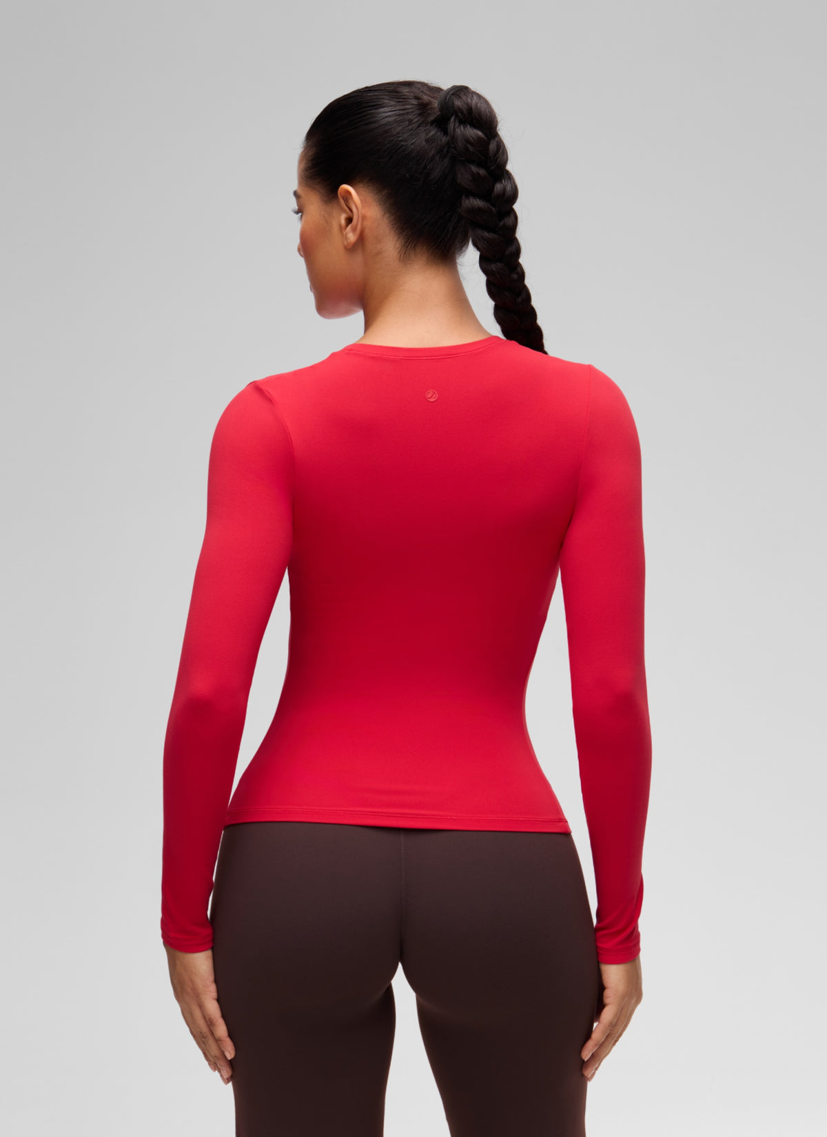 CRZ YOGA Women's Crew Neck Tight Fit Long Sleeve Shirts Casual Tee Aurora Red @model_info:C