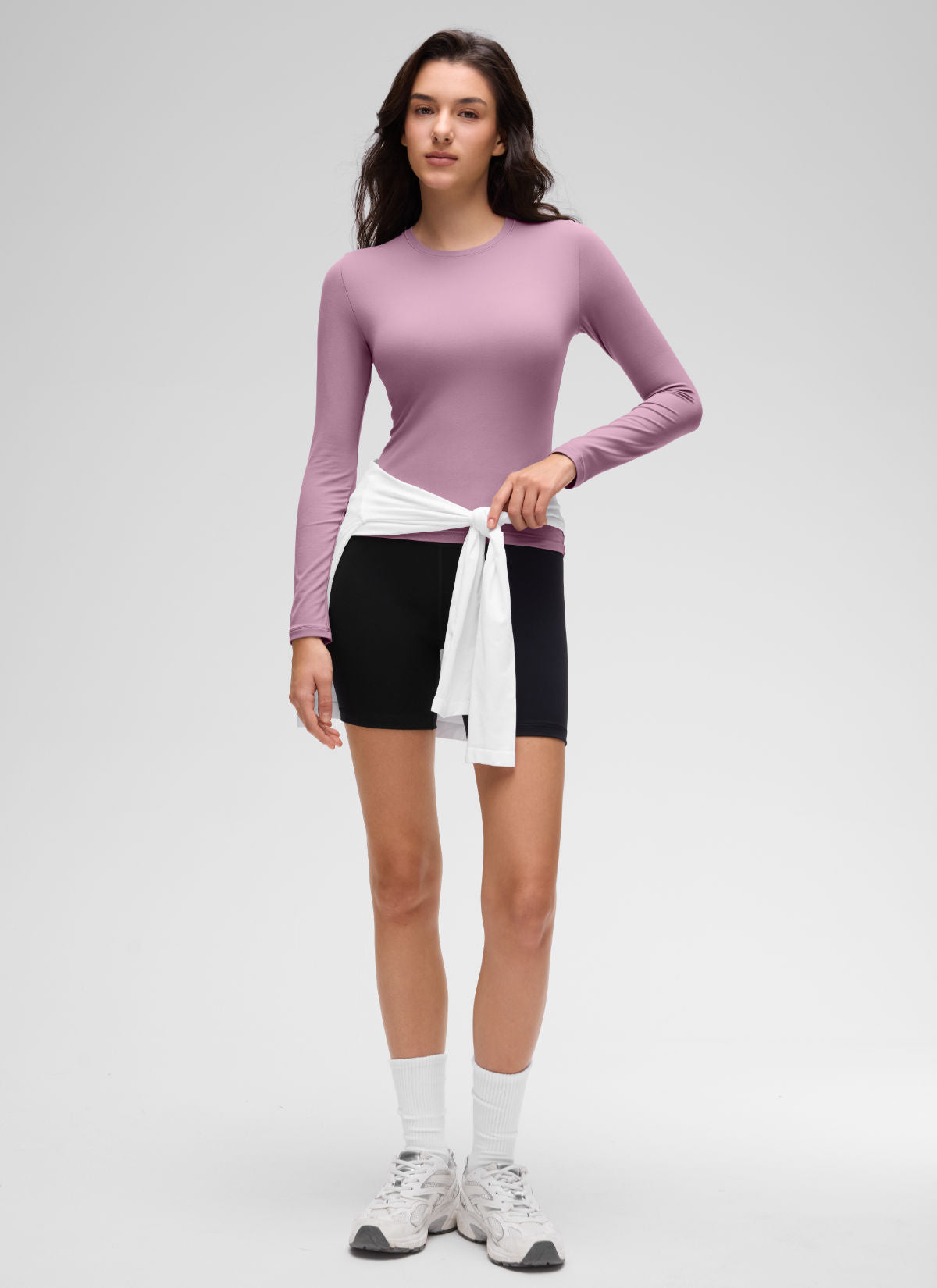 CRZ YOGA Women's Crew Neck Tight Fit Long Sleeve Shirts Casual Tee Light Lavender @model_info:Ari