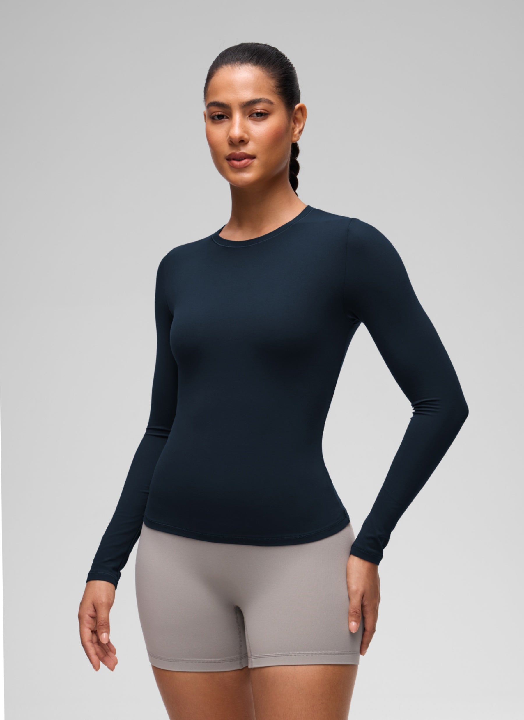 CRZ YOGA Women's Crew Neck Tight Fit Long Sleeve Shirts Casual Tee True Navy @model_info:C