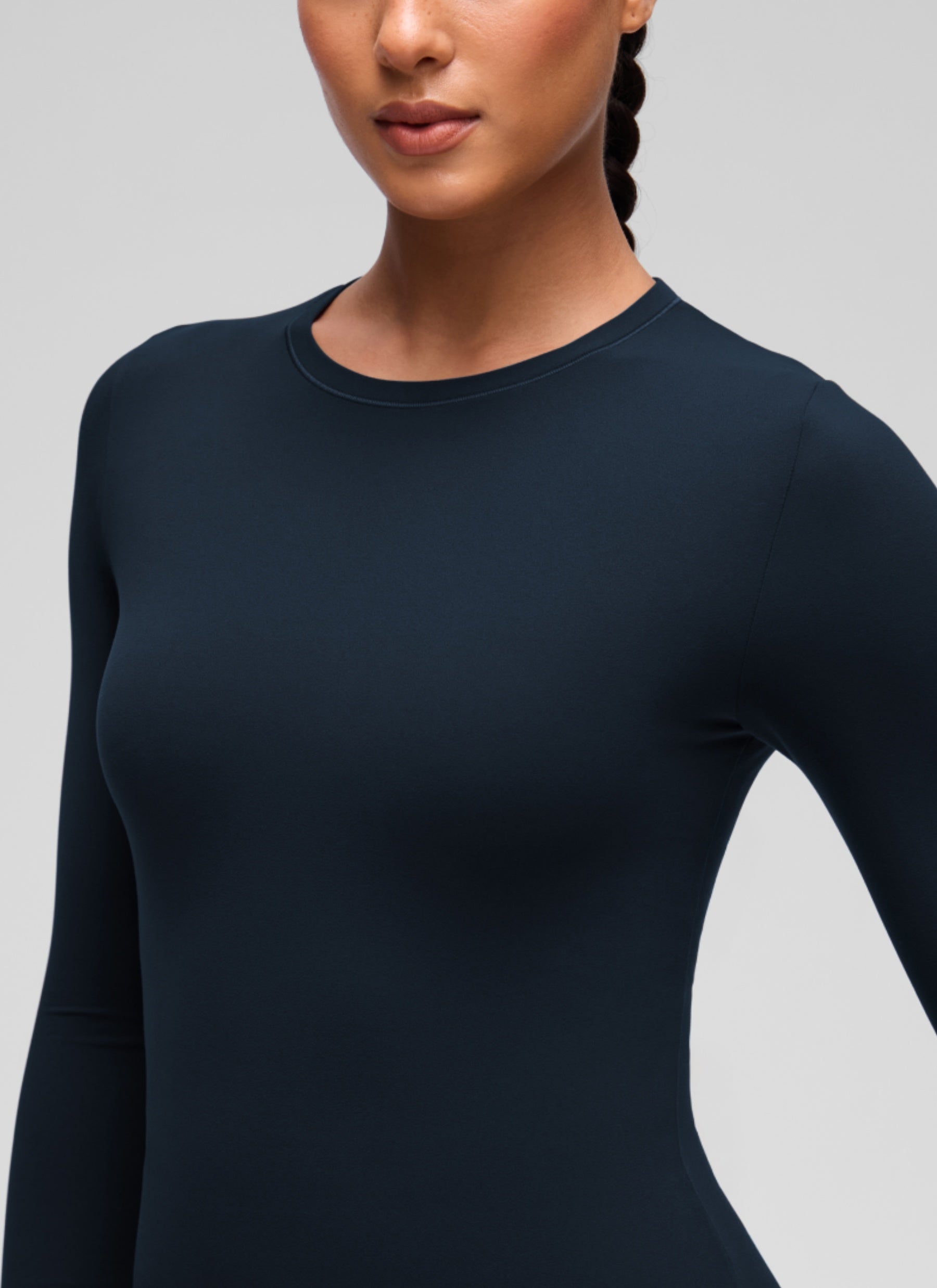 CRZ YOGA Women's Crew Neck Tight Fit Long Sleeve Shirts Casual Tee True Navy @model_info:C