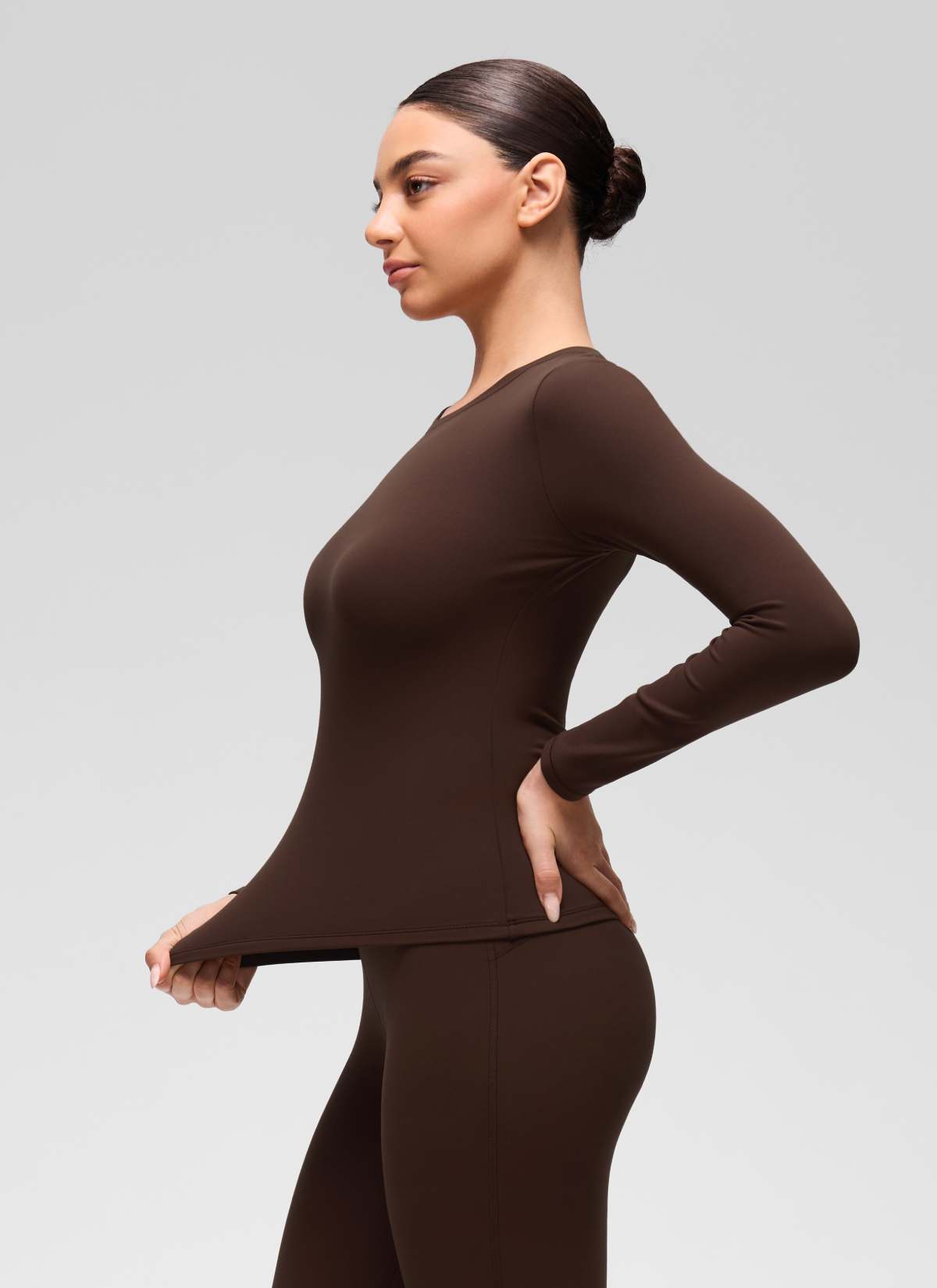 CRZ YOGA Women's Softembrace Fleece Lined Thermal Casual Underwear Set Lava Brown @model_info:Anano